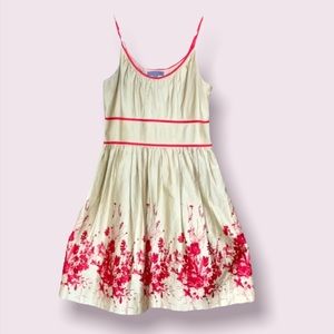 Party dress classy and elegant great for the holidays.